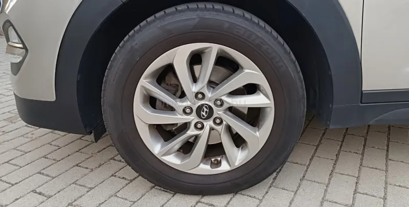 Hyundai TUCSON 2017