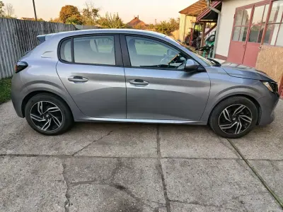 Peugeot 208 2019 (miniatűr)