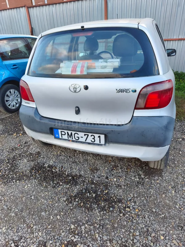 Toyota Yaris 2000