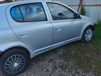 Toyota Yaris 2000 (miniatűr)