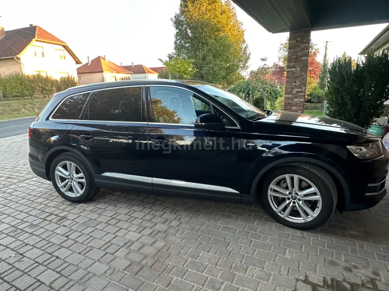 Audi Q7 2016