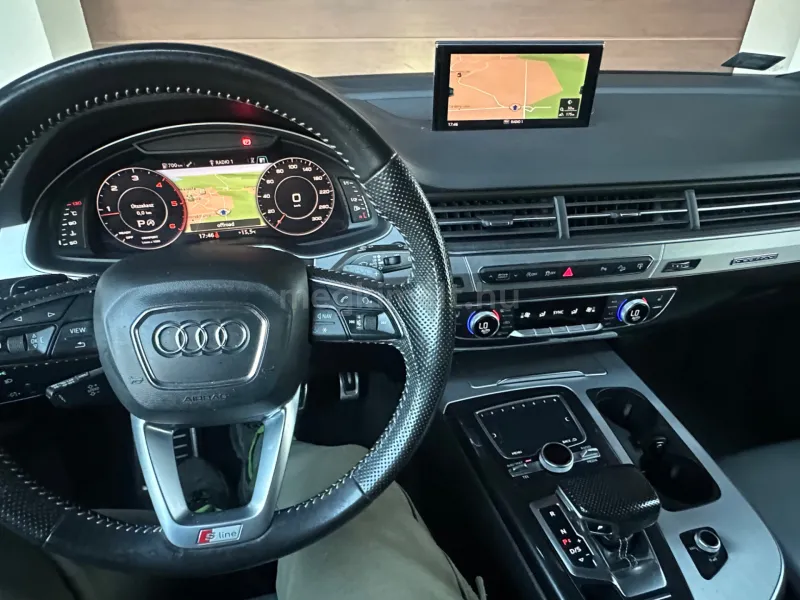 Audi Q7 2016