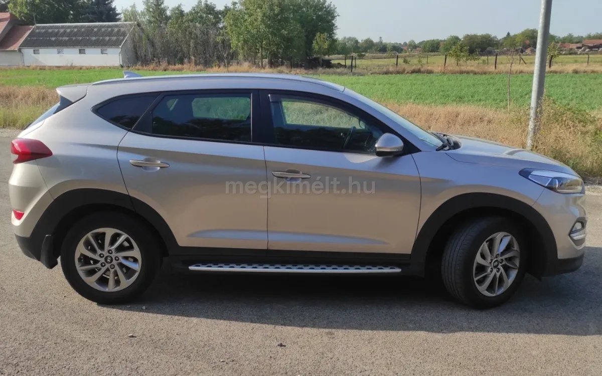 Hyundai TUCSON 2016