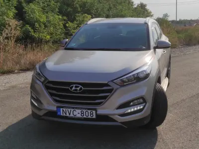 Hyundai TUCSON 2016 (miniatűr)