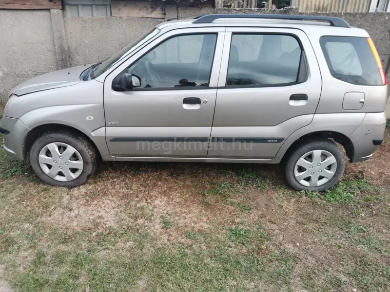 Suzuki Ignis 2004