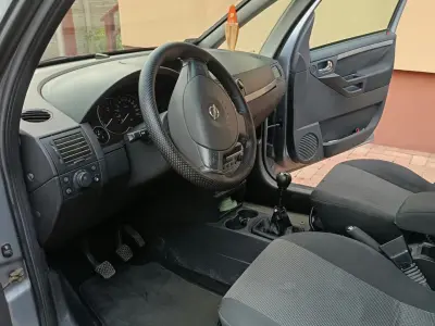 Opel Meriva 2005 (miniatűr)