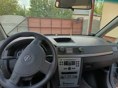 Opel Meriva 2005 (miniatűr)