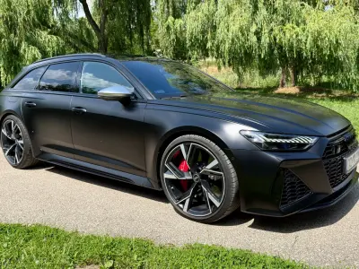 Audi RS6 2022 (miniatűr)