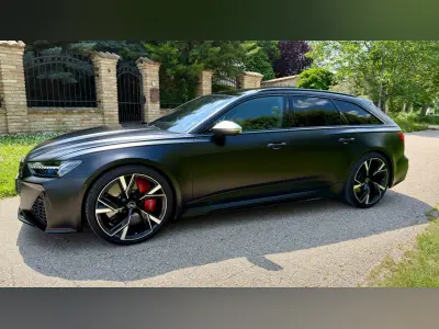 Audi RS6 2022 (miniatűr)