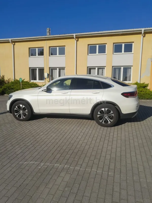 Mercedes-Benz GLC 200 2022