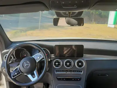 Mercedes-Benz GLC 200 2022 (miniatűr)