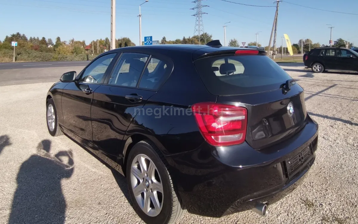 BMW 114 2014