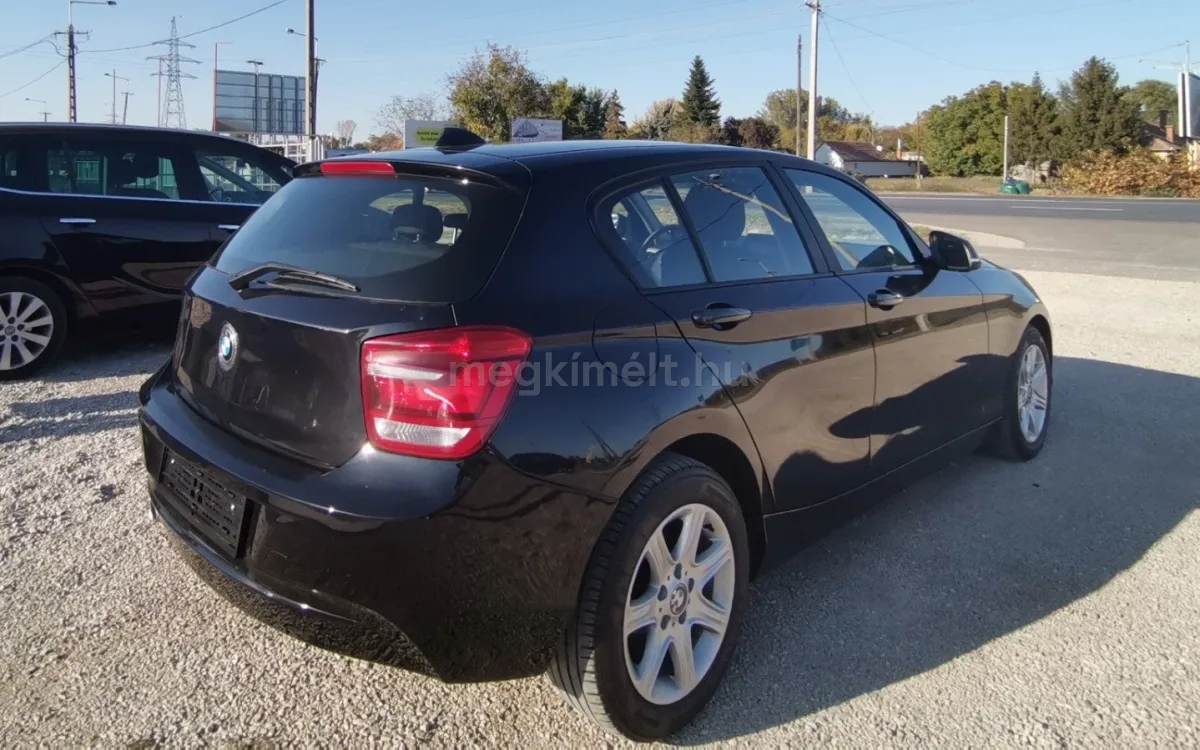 BMW 114 2014