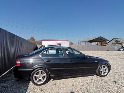 BMW 320 2004 (miniatűr)