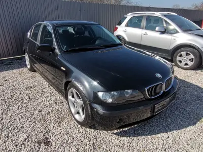 BMW 320 2004 (miniatűr)