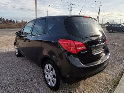 Opel Meriva 2013 (miniatűr)