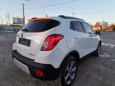 Opel Mokka 2012 (miniatűr)