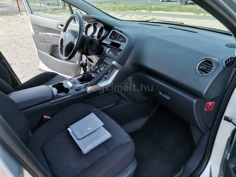 Peugeot 3008 2010