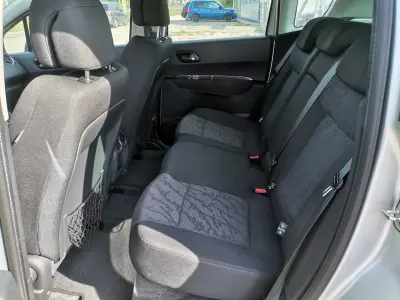 Peugeot 3008 2010 (miniatűr)