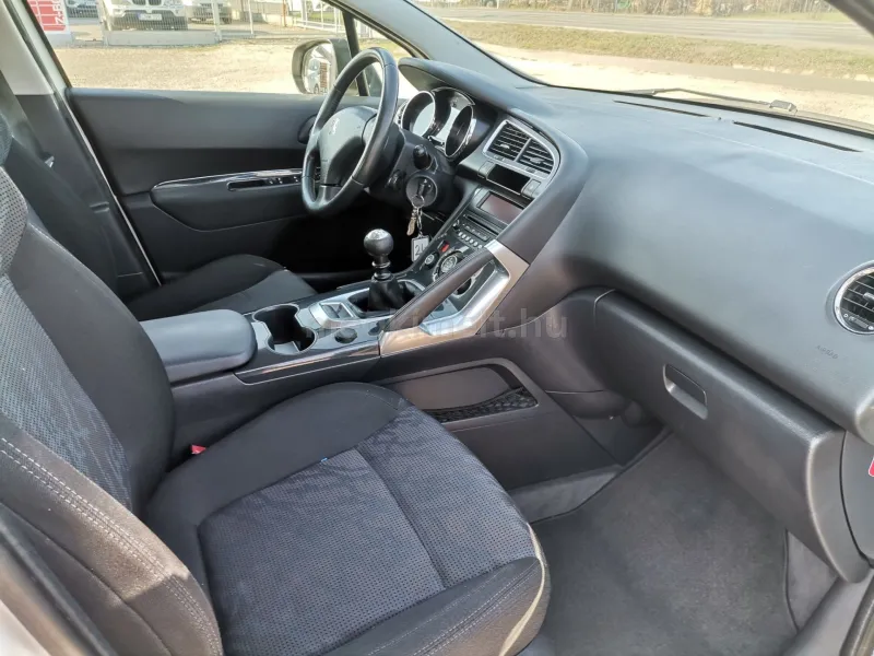 Peugeot 3008 2010