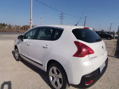 Peugeot 3008 2010 (miniatűr)