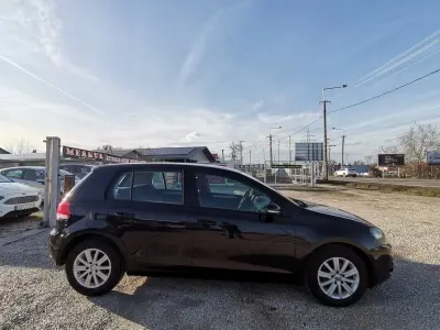 Volkswagen Golf 2010 (miniatűr)