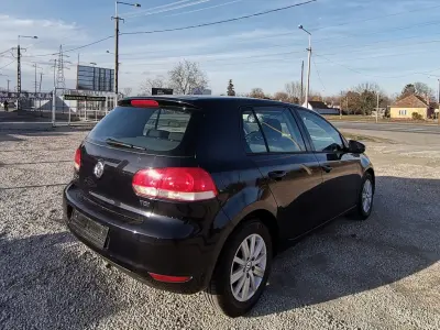 Volkswagen Golf 2010 (miniatűr)