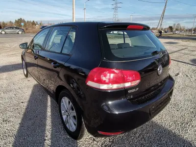Volkswagen Golf 2010 (miniatűr)