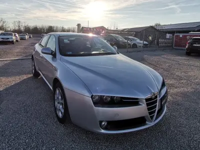 Alfa Romeo 159 2008 (miniatűr)