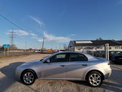 Alfa Romeo 159 2008 (miniatűr)