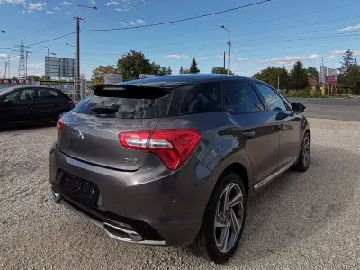 DS Automobiles DS5 2016 (miniatűr)