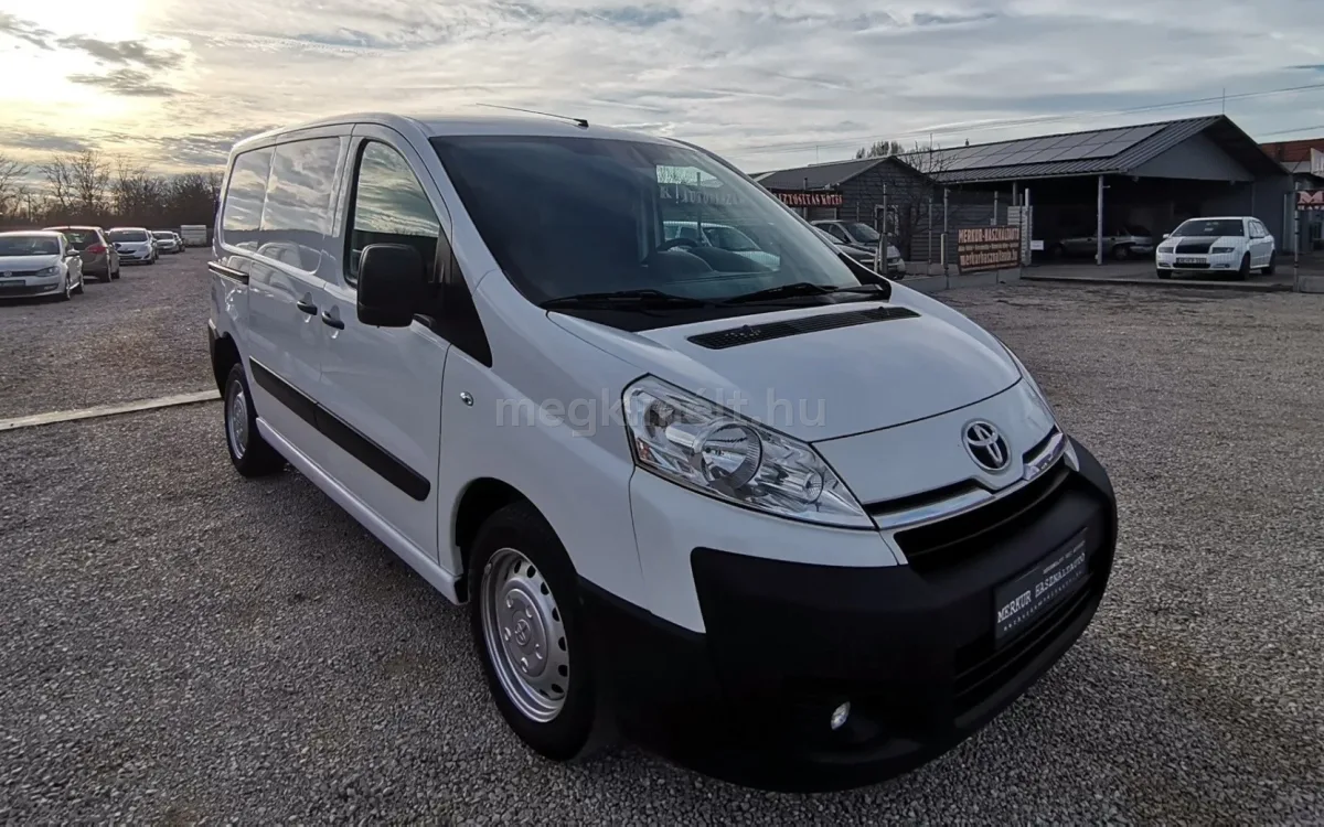 Toyota Proace 2015