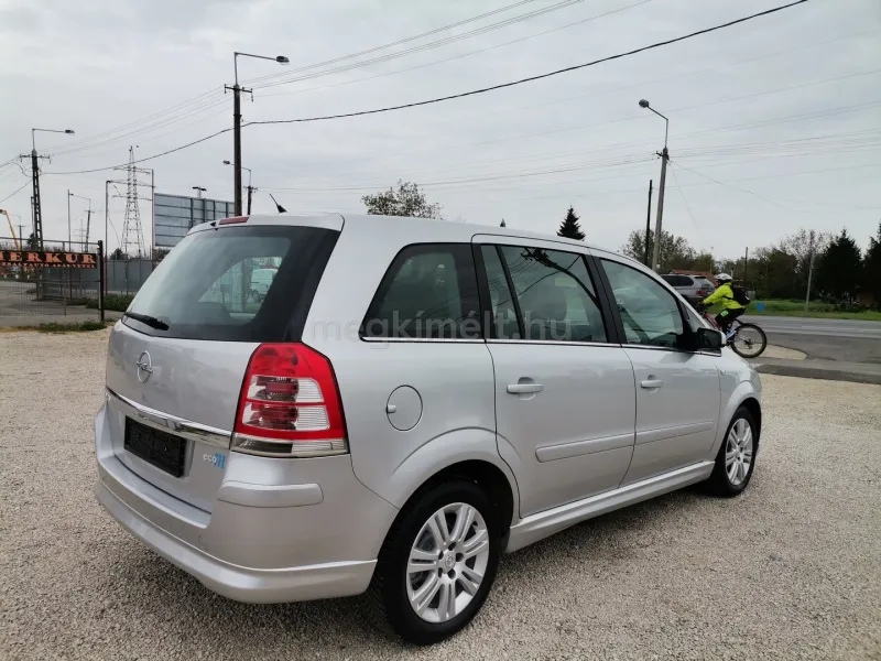 Opel Zafira 2008