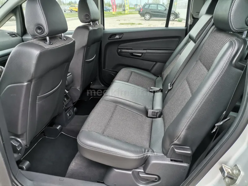 Opel Zafira 2008