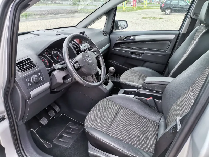 Opel Zafira 2008