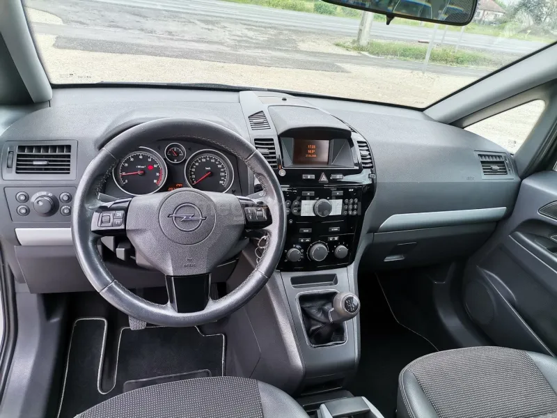 Opel Zafira 2008