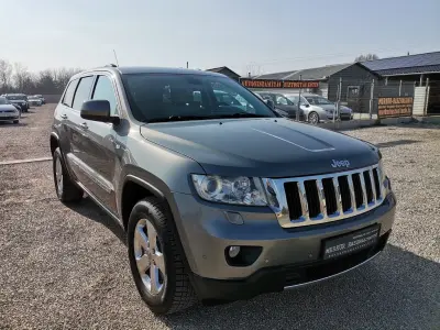 Jeep Grand Cherokee 2013 (miniatűr)