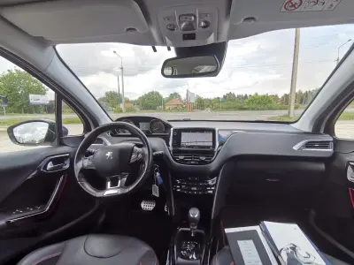 Peugeot 2008 2019 (miniatűr)