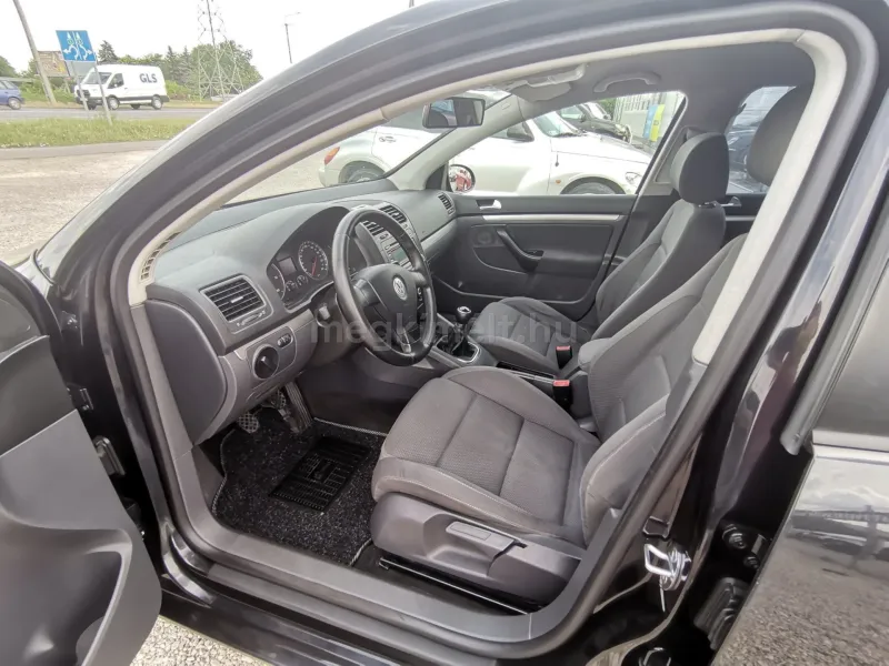 Volkswagen Golf 2005