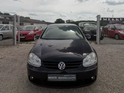Volkswagen Golf 2005 (miniatűr)