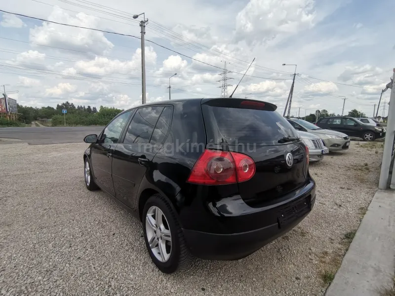 Volkswagen Golf 2005
