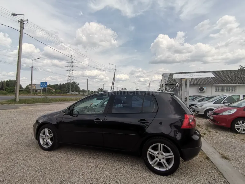 Volkswagen Golf 2005