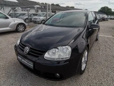 Volkswagen Golf 2.0 PD TDI Trendline