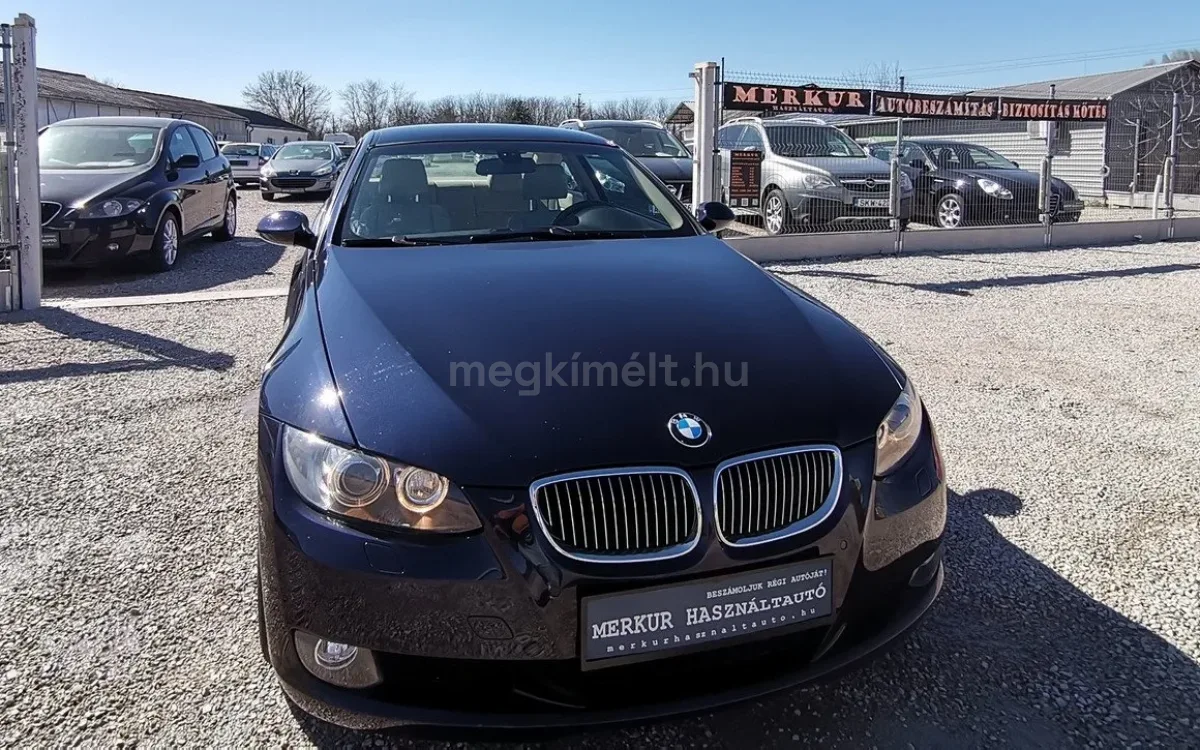 BMW 325 2008
