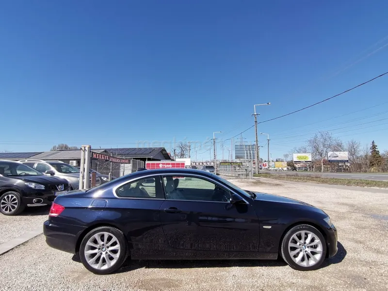 BMW 325 2008