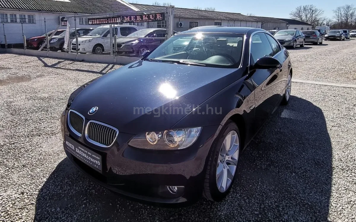 BMW 325 2008