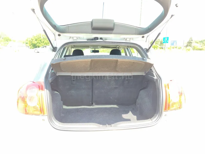 Toyota Auris 2008