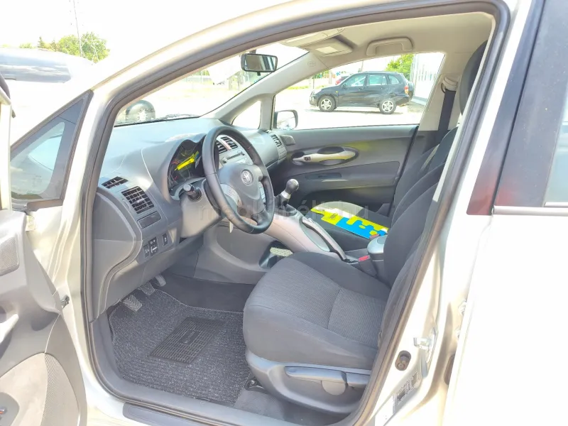 Toyota Auris 2008