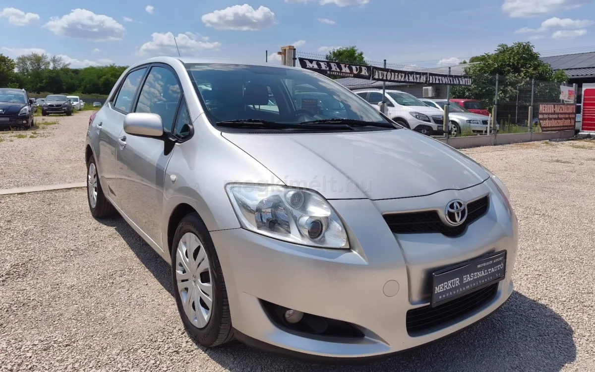 Toyota Auris 2008