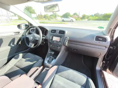 Volkswagen Golf 2010 (miniatűr)